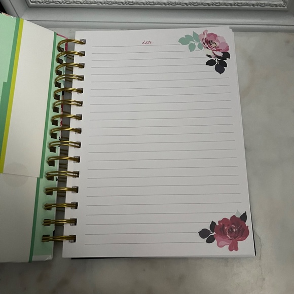 Markings by CR Gibson Floral Journal New - Picture 2 of 5